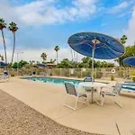 Casa Camelback Only 10Min Walk To Oldtown W Pool, Patio, Smoker, Ping Pong Table