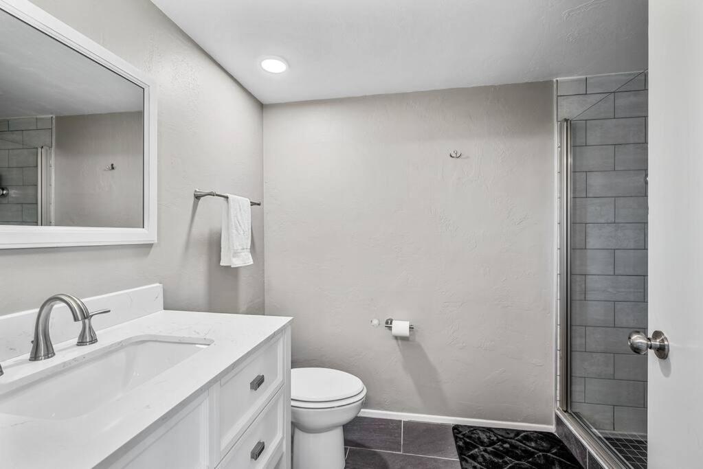 Holiday home Casa Camelback Only 10min Walk To Oldtown W Pool, Patio, Smoker, Ping Pong Table *