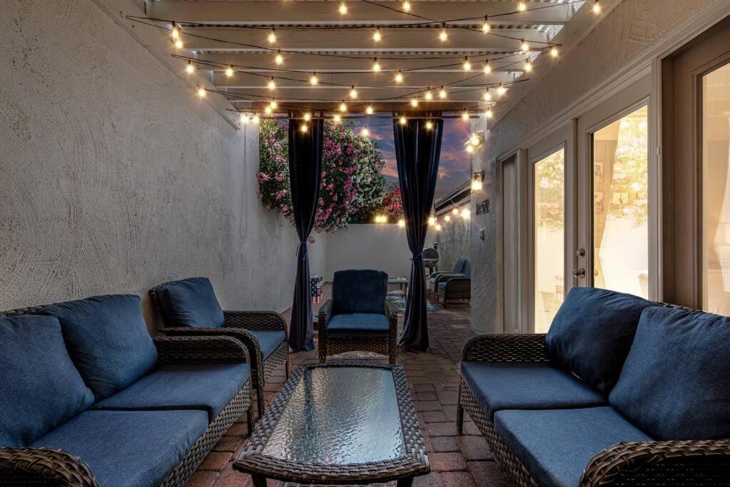 Casa Camelback Only 10min Walk To Oldtown W Pool, Patio, Smoker, Ping Pong Table Scottsdale