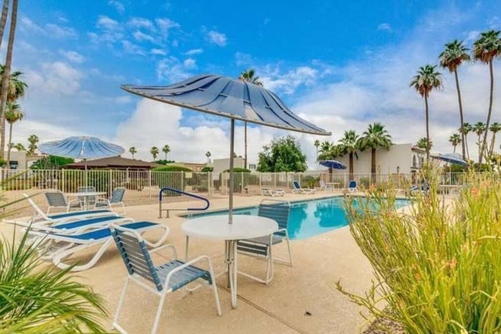 Casa Camelback Only 10min Walk To Oldtown W Pool, Patio, Smoker, Ping Pong Table * Scottsdale