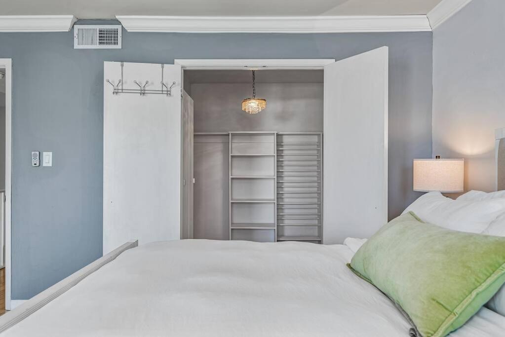 Holiday home Casa Camelback Only 10min Walk To Oldtown W Pool, Patio, Smoker, Ping Pong Table