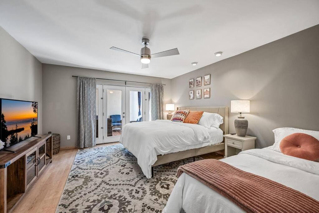 Casa Camelback Only 10min Walk To Oldtown W Pool, Patio, Smoker, Ping Pong Table Scottsdale