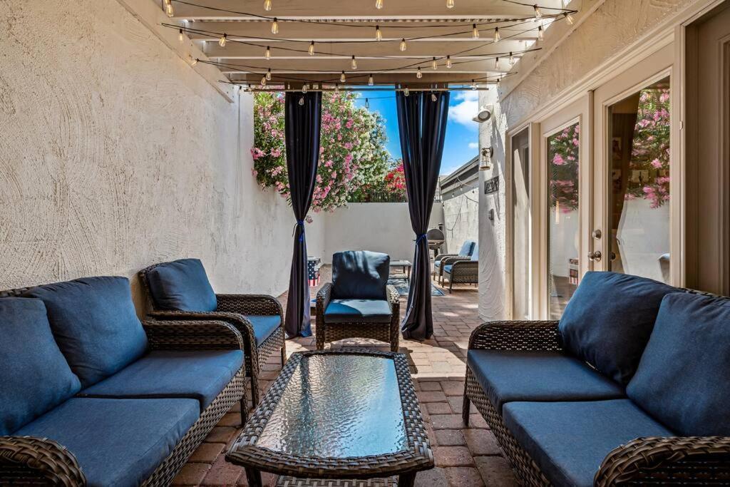Casa Camelback Only 10min Walk To Oldtown W Pool, Patio, Smoker, Ping Pong Table Scottsdale